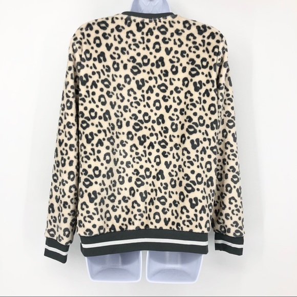 Secret Treasures Medium Light Pink Beige & Gray Fleece Cheetah Print Sweatshirt - Picture 5 of 5
